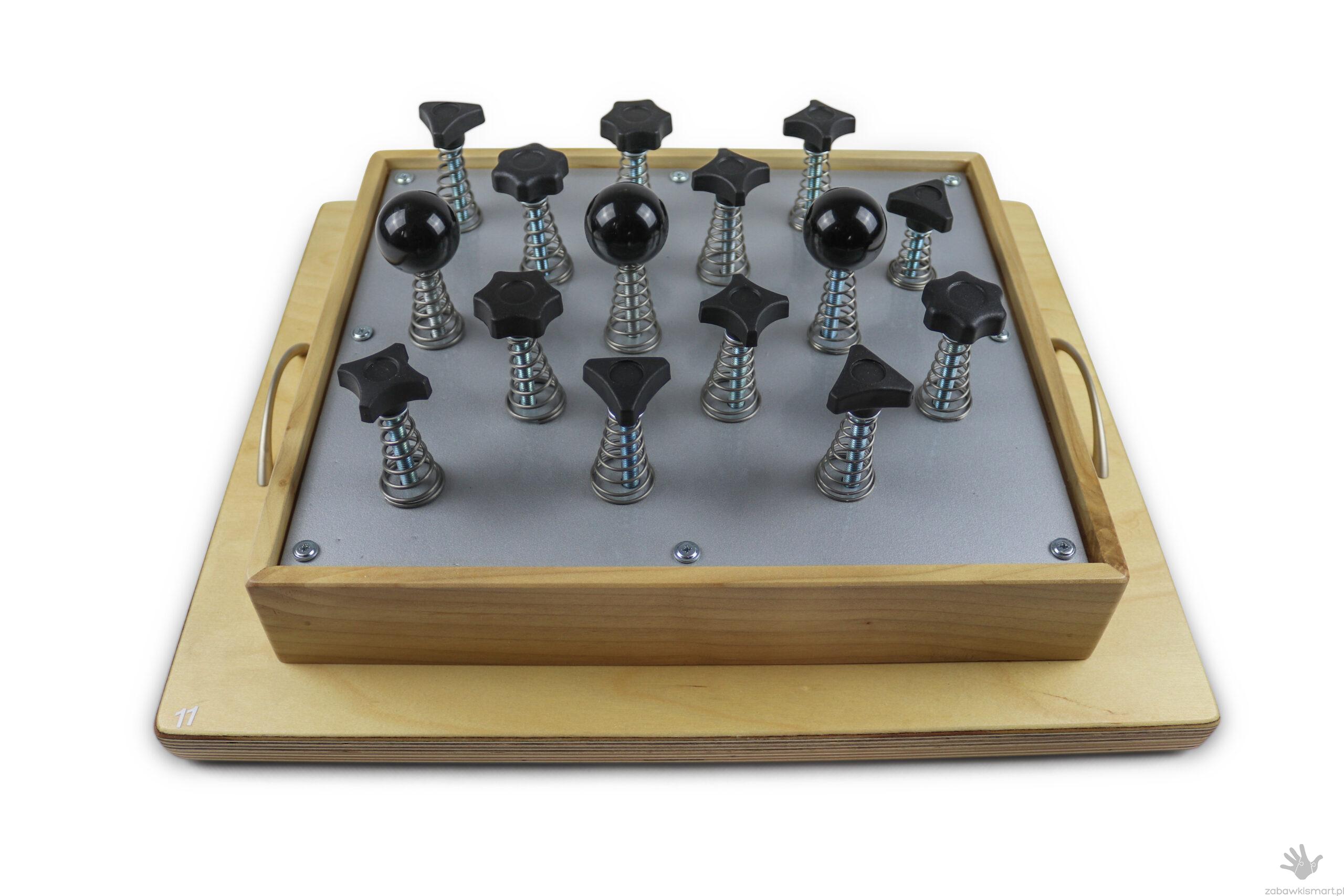 Tablica nr 11- zestaw do ćwiczenia ręki