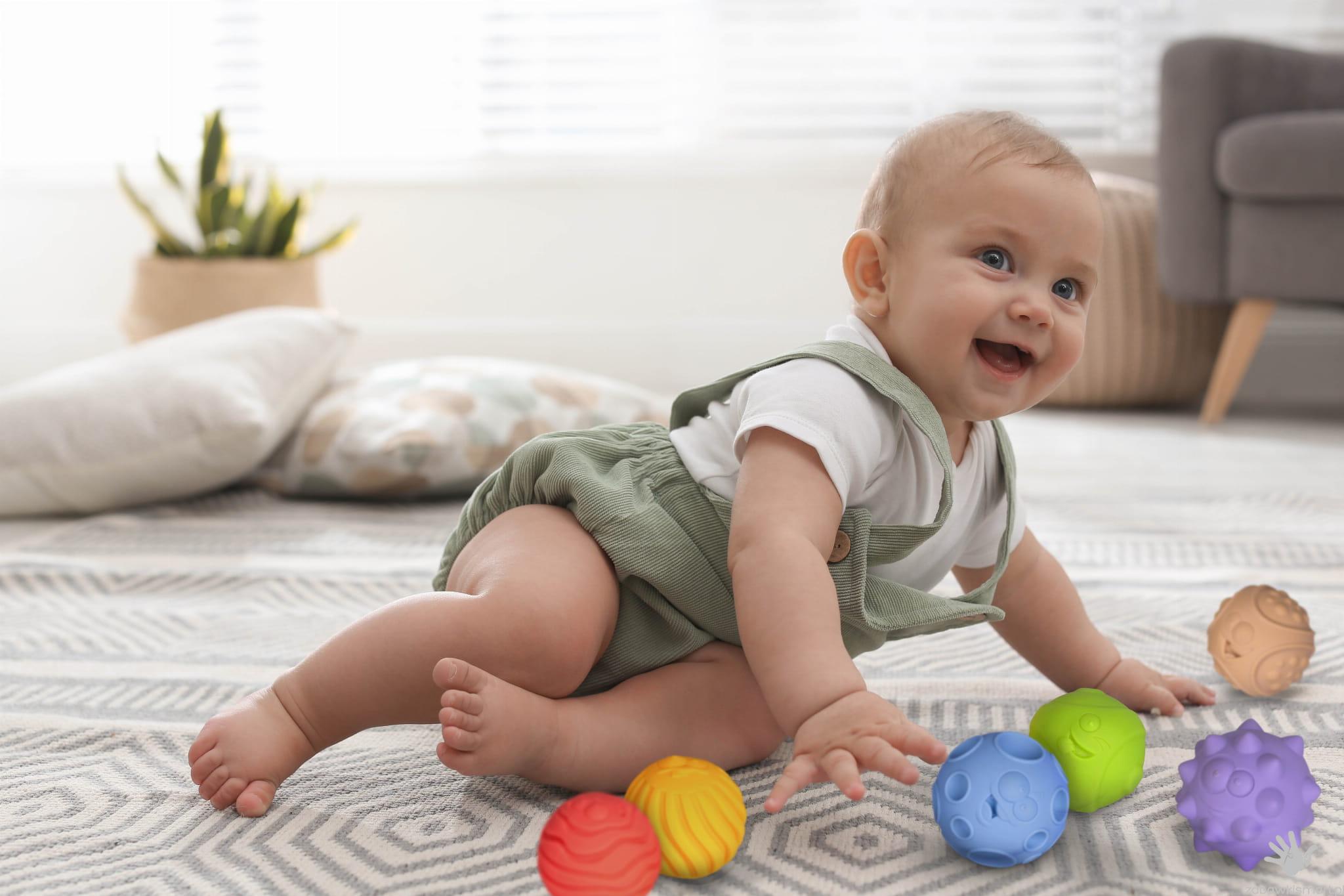 Piłki sensoryczne Tullo- zestaw z buźkami - obrazek 3