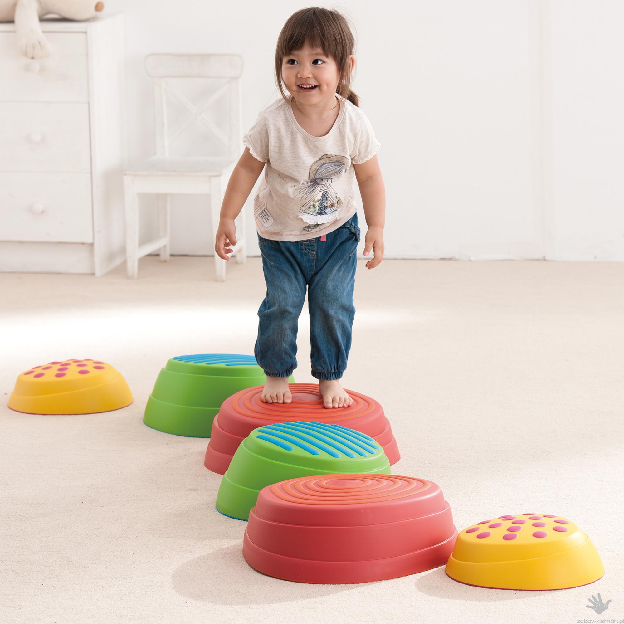 Tęczowe kamienie sensoryczne Weplay- zestaw 6 szt. - obrazek 16