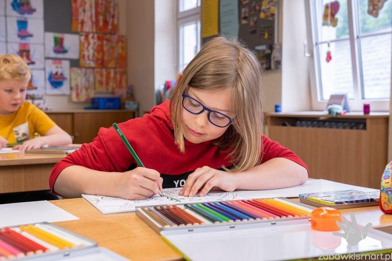 Kredki trójkątne Jolly DELTA w metalowym pudełku- 12 szt. - obrazek 3