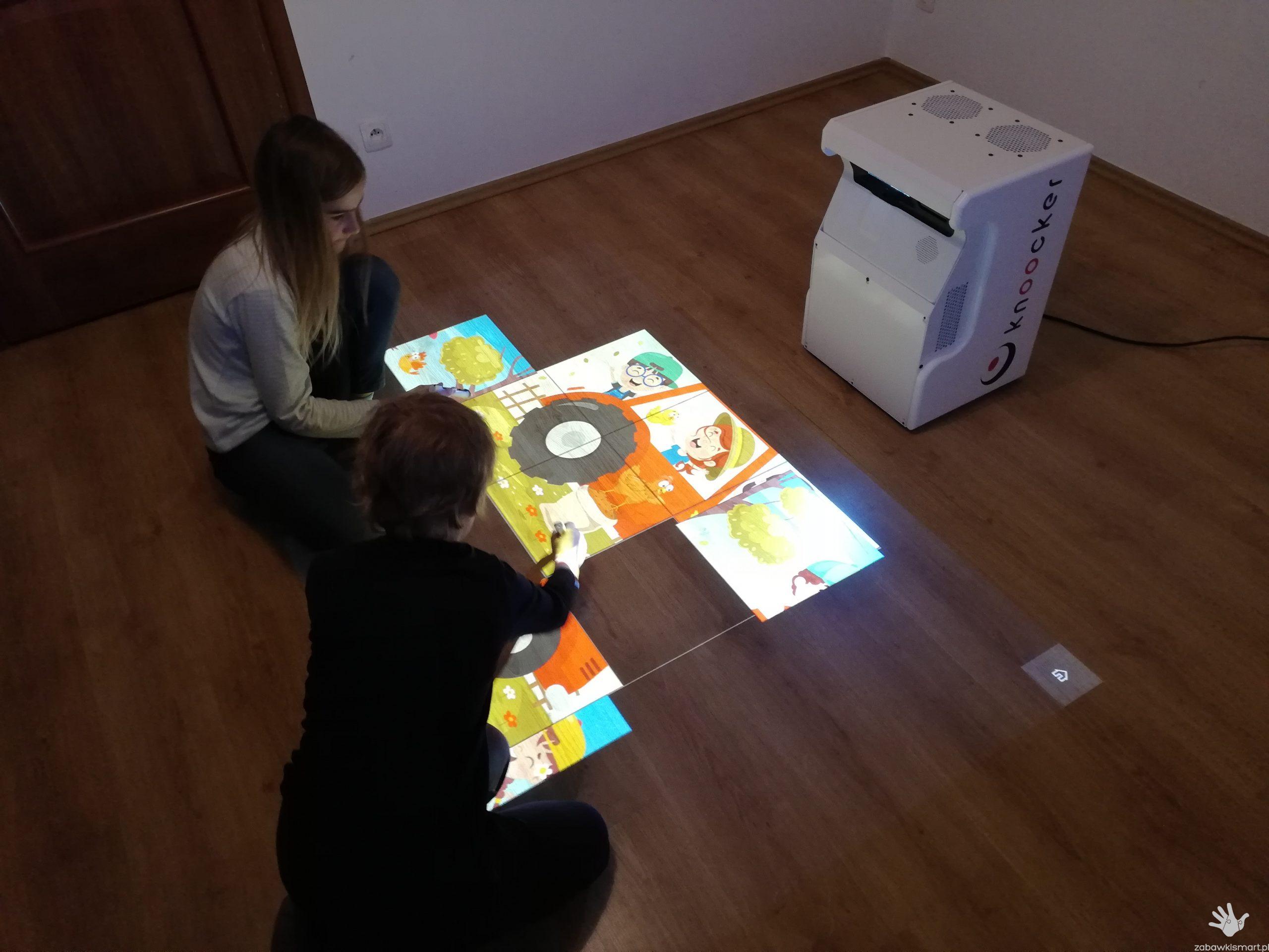 Wielofunkcyjna tablica multimedialna Knoocker Box- wersja Wall & Floor - obrazek 2