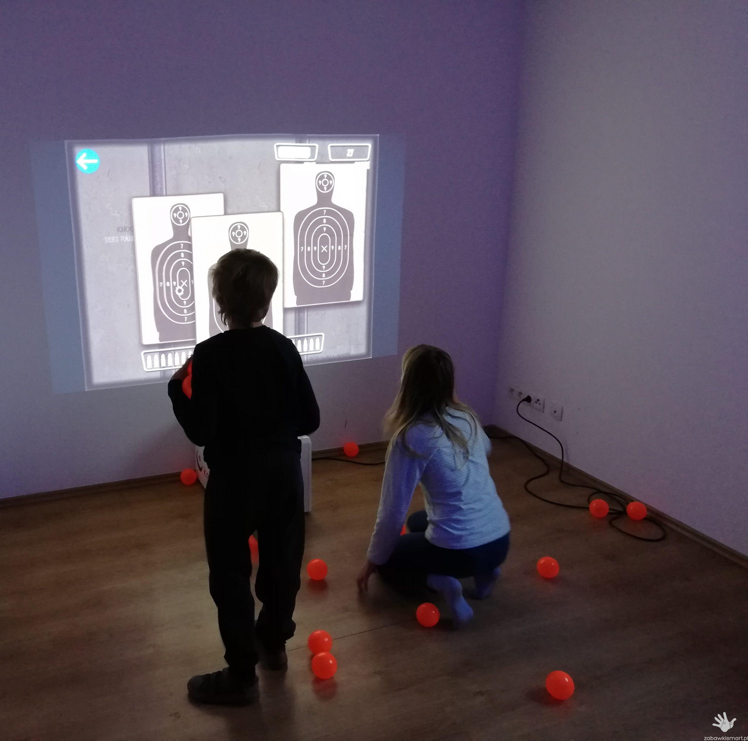 Wielofunkcyjna tablica multimedialna Knoocker Box- wersja Wall & Floor - obrazek 4