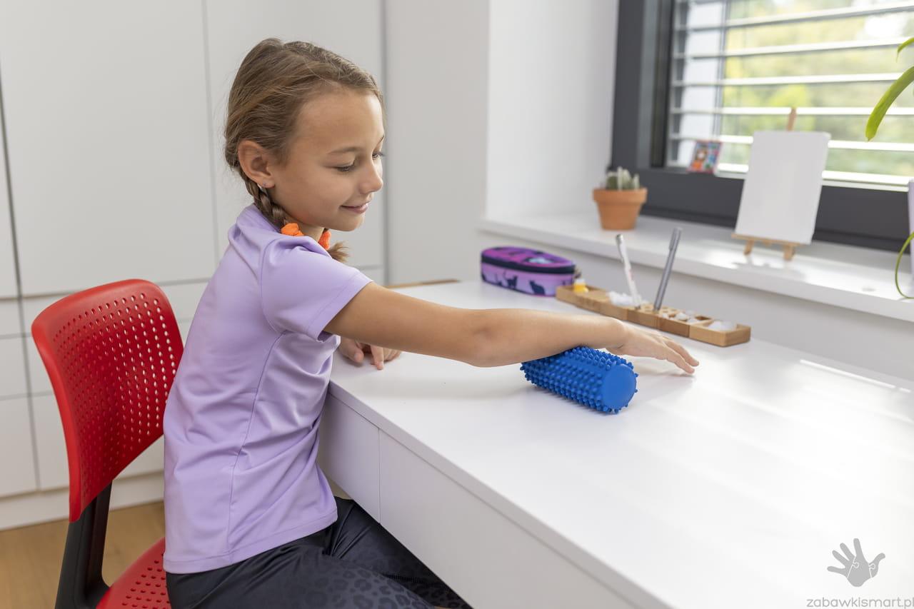 Roller- wałek do masażu i rehabilitacji Tullo (15 cm) - obrazek 4