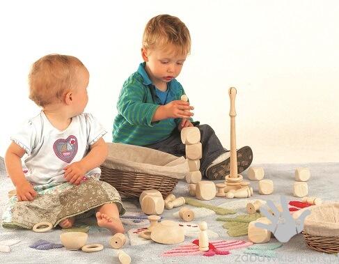 Zabawka sensoryczna- drewniana gra heurystyczna TickiT - obrazek 2