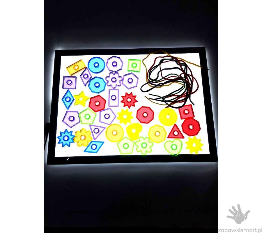 Przezroczyste sznurowane guziki- zestaw 144 elementów do podświetlanego panelu