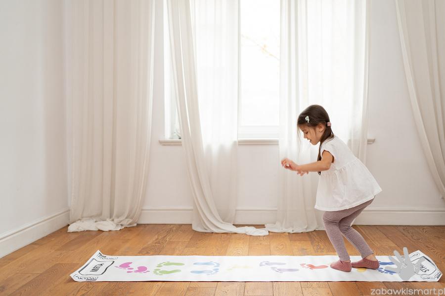 Mata animacyjna AKS- Skaczące stópki - obrazek 3